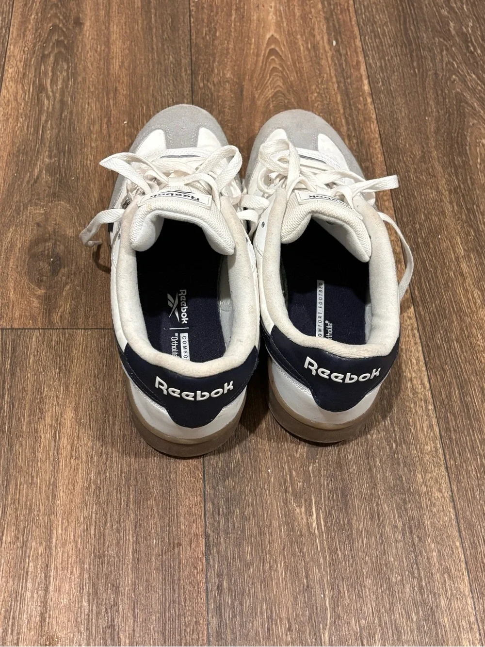 Reebok Classic Leather Gum Sole White Gray Navy Sneakers Men’s Size 9.5